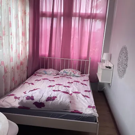 Tififi Jak Na Wloskiej Prowincji Pobierowo Exterior photo