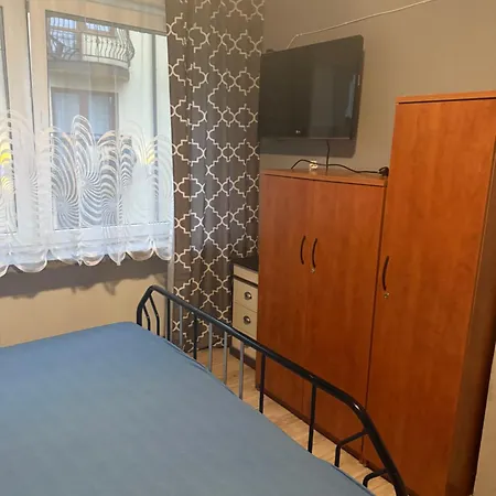 Tififi Jak Na Wloskiej Prowincji Pobierowo Exterior photo